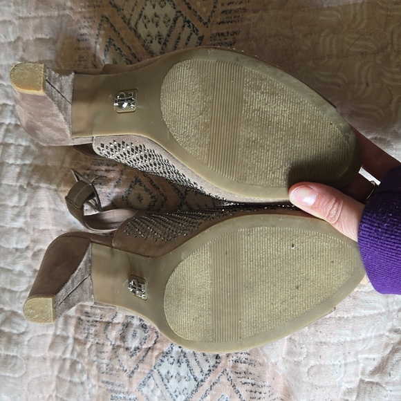 Jennifer Lopez open toed shoes size 9med - Picture 2 of 5